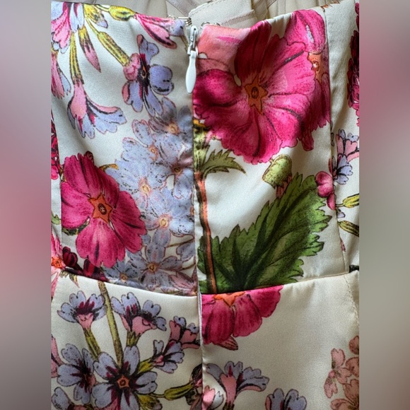 Beautiful floral print gown (@Revolve) by Katie May Size S - Picture 9 of 12